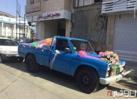 تزیین ماشین عروس ایرانی  با بادکنک